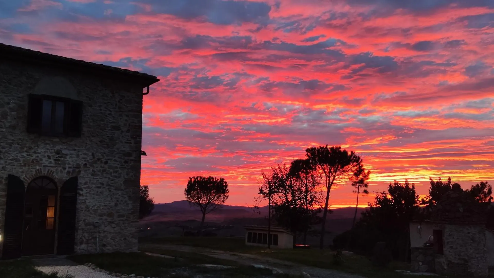 Guest house Podere Campiano Camere Volterra